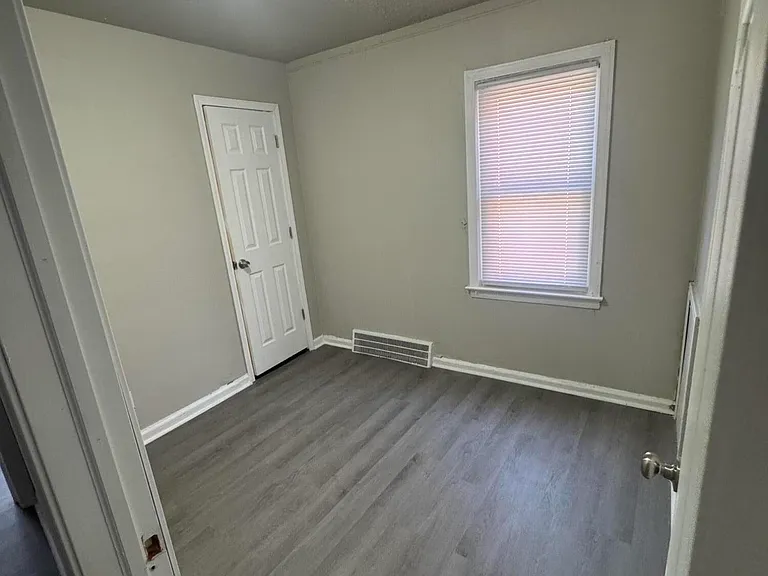 14603 Washburn St — Photo 7