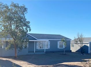 11098 W Saddleback Rd, White Hills, AZ 86445
