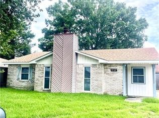 7597 Vincent Rd, New Orleans, LA 70128