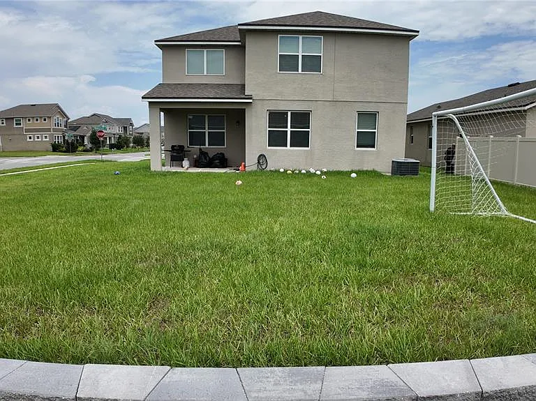 2436 Blowing Breeze Ave — Photo 4