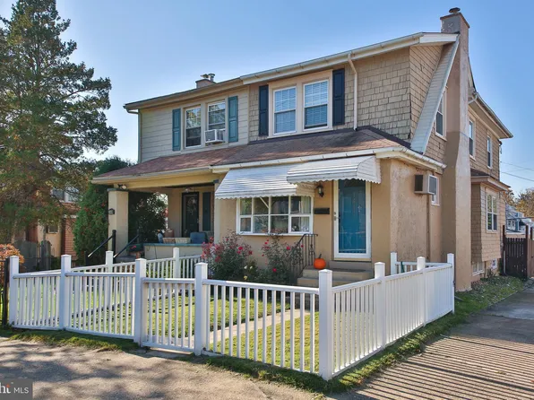 1411 Astor St, Norristown, PA 19401
