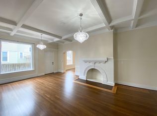 1228 3rd St #1, Cedar Rapids, IA 52403