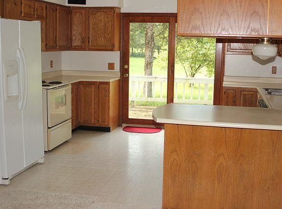 2nd image of 1078 County Road 1073