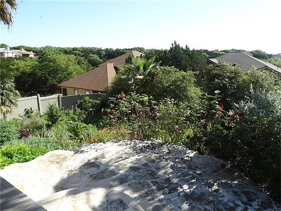 4th image of 205 Buckhorn Dr
