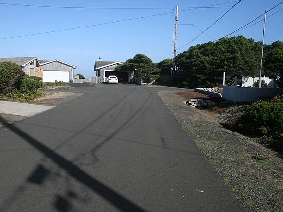 3rd image of EL Mundo Lot 162