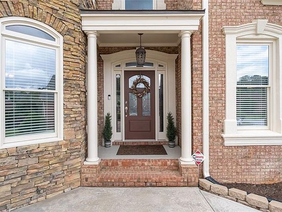 4th image of 4407 Bridgehaven Dr