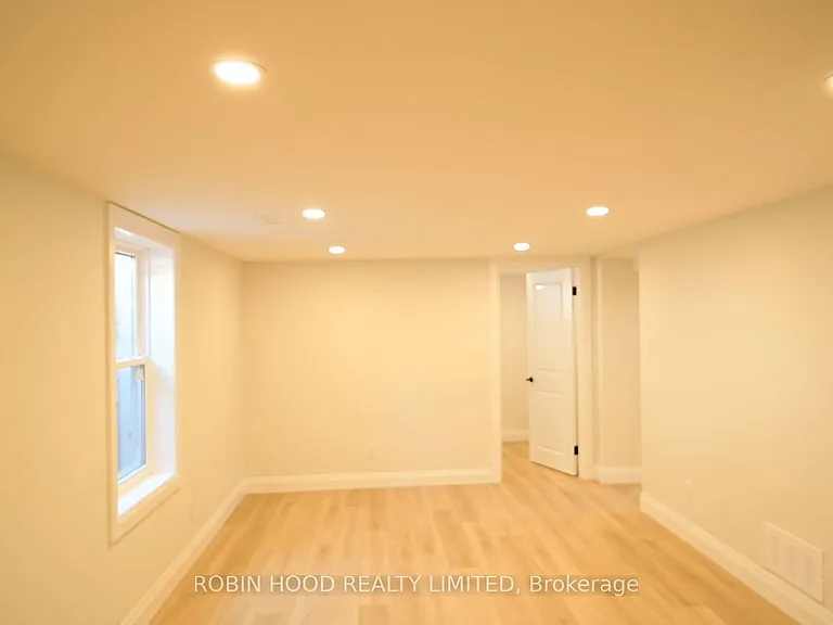40 Winslow Dr #2 — Photo 13