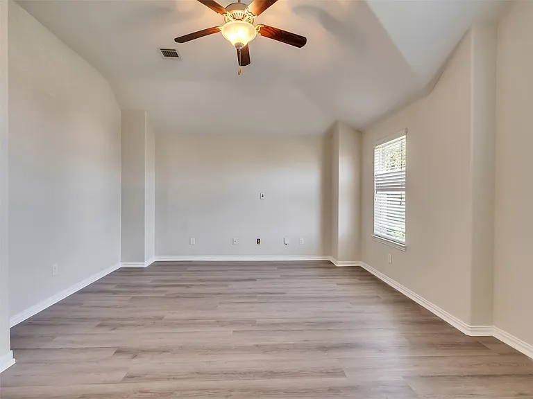 10906 Whistlers Cottage Ct — Photo 18