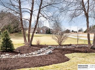 18735 F St, Omaha, NE 68135