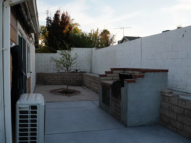 3709 Lemonwood Cir — Photo 23
