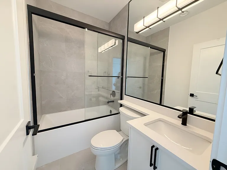 8620 Railway Ave #15 — Photo 8
