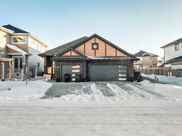 63 Lilac Bay, Spruce Grove, AB T7X 2H5