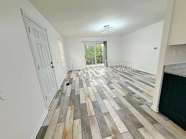 440 Lear Ct — Photo 5