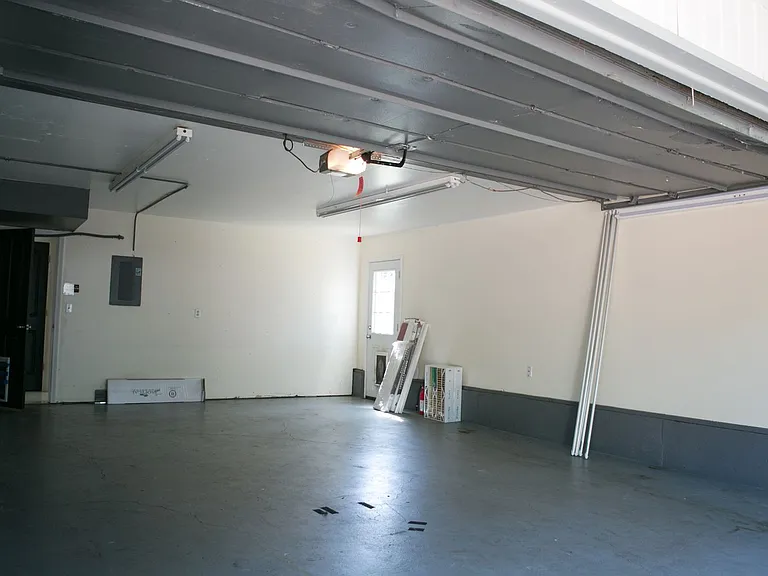 15931 SE Rickshire Ln — Photo 25