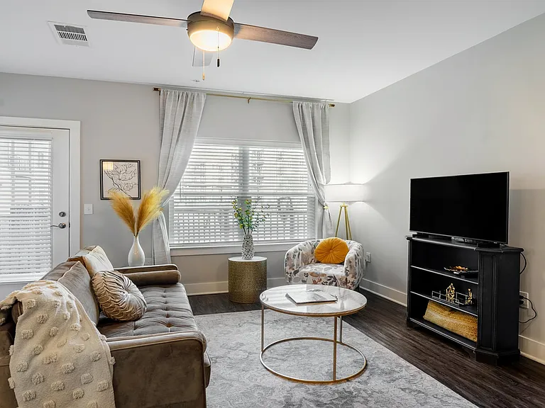 Outlook Gwinnett - 55+ Active Adult Apartment Homes — Photo 25