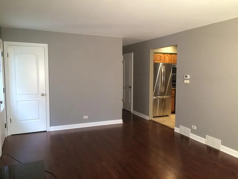 2241 Lee St — Photo 20