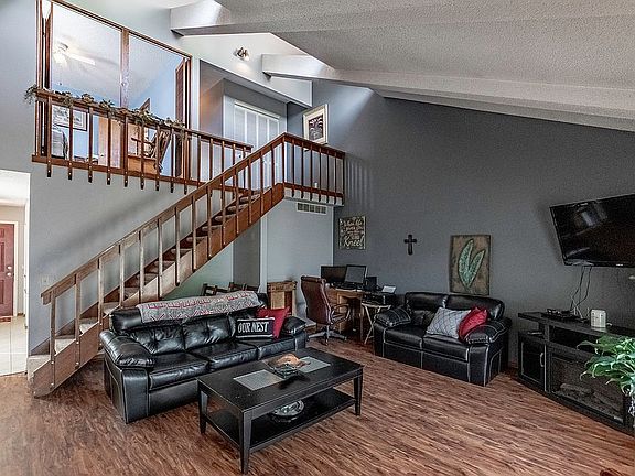 5th image of 3219 S 144th Ave