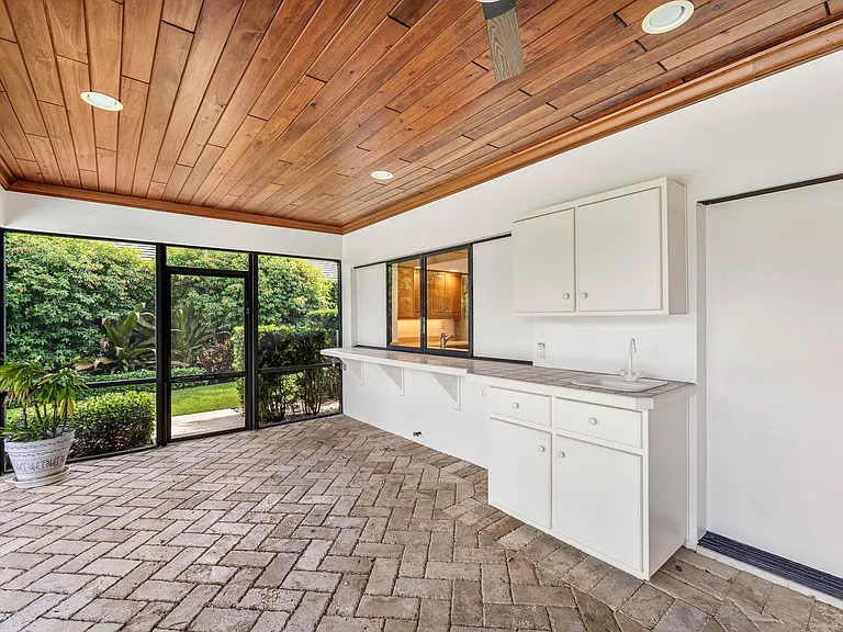 1851 Thatch Palm Dr — Photo 30