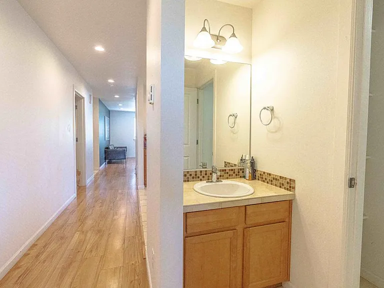 616 NE 53rd St #204 — Photo 24