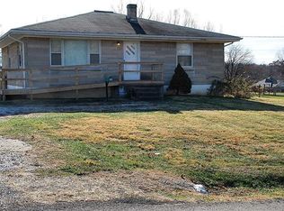 147 Saint Martin Rd, Vine Grove, KY 40175