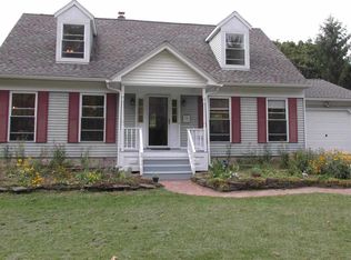 44 Biechman Rd, Ravena, NY 12143