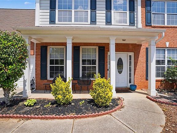 4th image of 1764 Barrington Way
