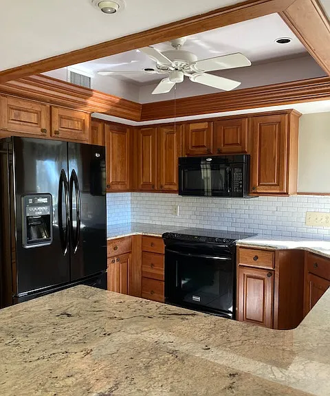 11 Country Club Dr #11 — Photo 10