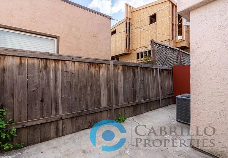 4776 Bancroft St #3 — Photo 13