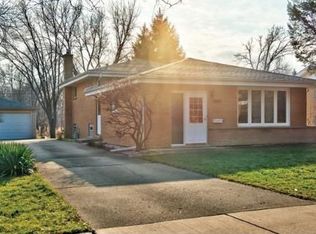 246 Carter Ave, Wood Dale, IL