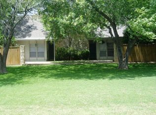 6806 Lexington Rd #B, Austin, TX 78757