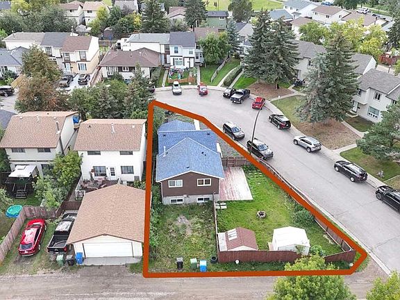 3rd image of 85 W Abergale Close NE