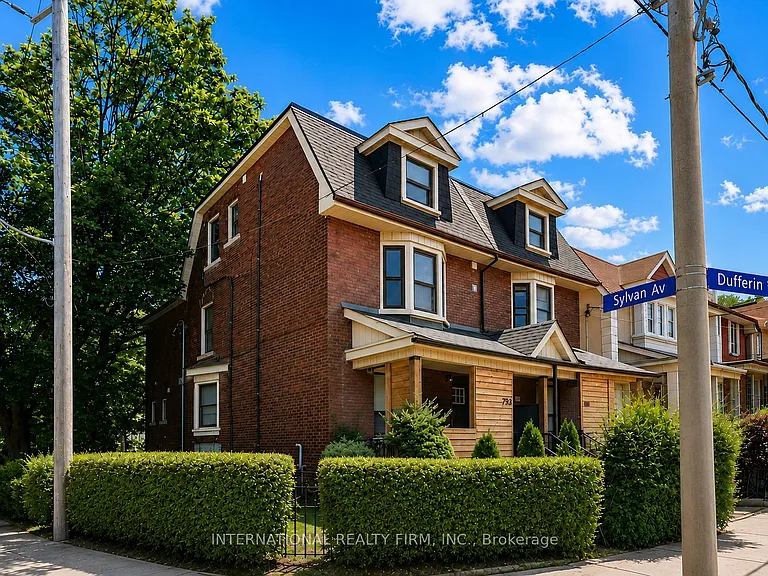 793 Dufferin St #UPPER — Photo 1
