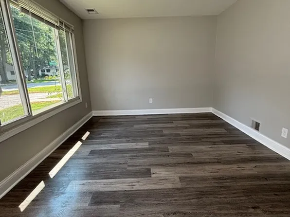 1646-1647 W Morgan Ave #1646, Chesterton, IN 46304