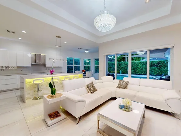 1946 Harbor View Cir, Weston, FL 33327