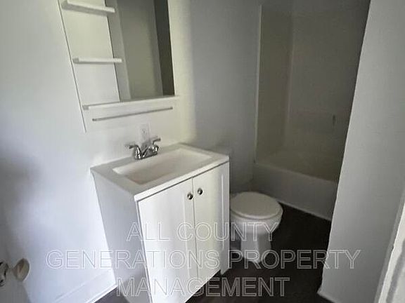 5th image of 1230 Norwood Rd