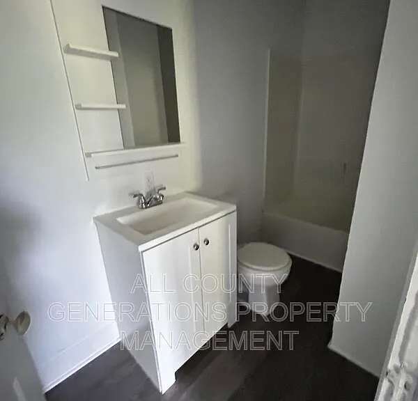 1230 Norwood Rd — Photo 4