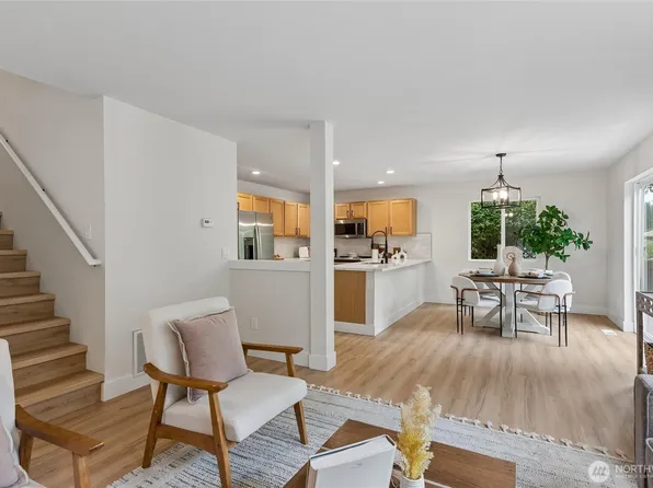 9237 NE 173rd Place, Bothell, WA 98011