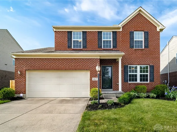 1617 N Wood Creek Dr, Centerville, OH 45458
