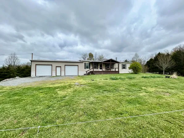 1182 Honaker Chapel Rd, Castlewood, VA 24224