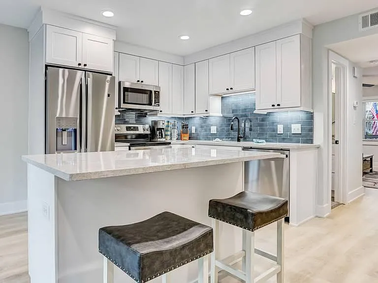 10B Lighthouse Ln — Photo 4