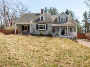 123 Forest Hill Ave, Lynnfield, MA 01940