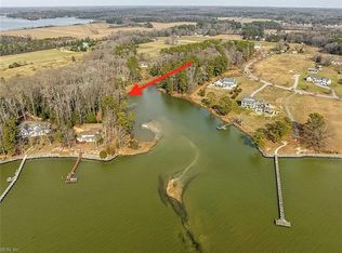 411 Cedar Pointe Dr, Weems, VA 22576