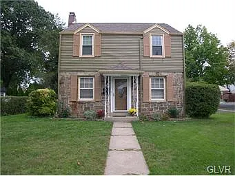1604 Chelsea Ave photo 1