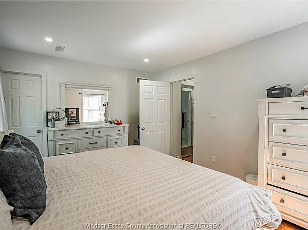 312 Coronado Dr — Photo 23