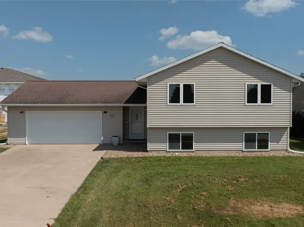 620 N Perkins St, Lone Tree, IA 52755