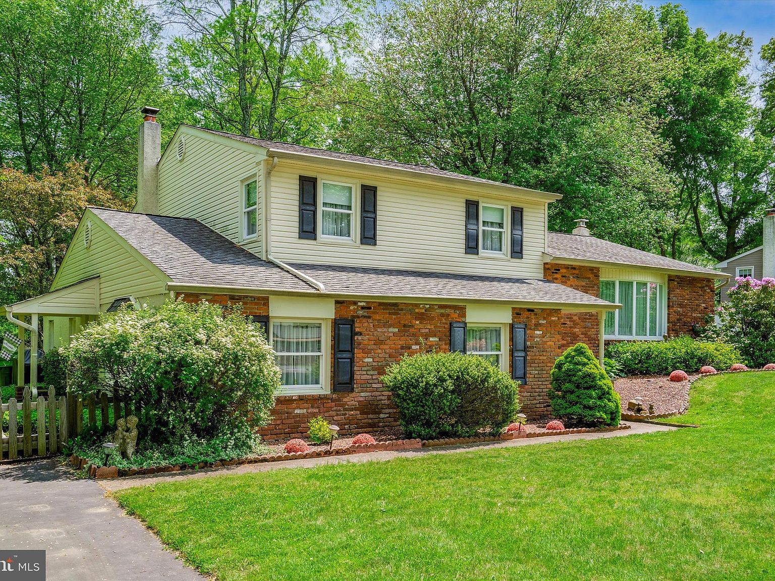 218 Cloverly Dr, Richboro, PA 18954 Zillow
