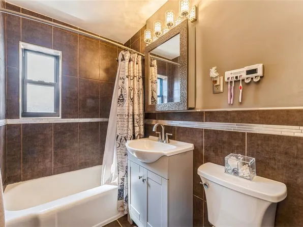 217-22 73rd Avenue image 7 of 17