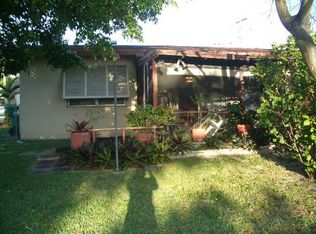 4610 SW 104th Ave, Miami, FL 33165