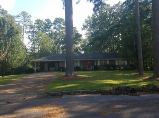 207 Harwood Dr, Gadsden, AL 35901
