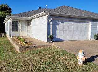 176 Rainsong Dr, Farmington, AR 72730